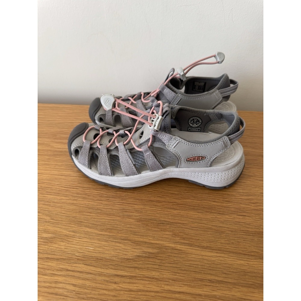 Keen Astoria West hiking shoes‎ Womens 7.5 Grey Coral Pink Closed Toe Trail
